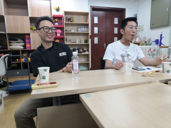 1、高德壮同学发言 1、高德壮同学发言