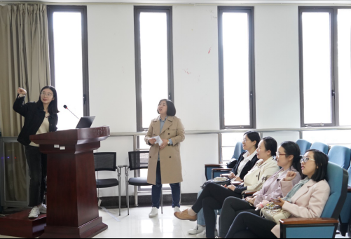 第二十三期光华论坛新闻稿585