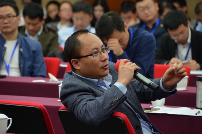 中国科学院亚热带农业研究所李德军研究员主持“植被过程的实验观测与模型整合”专题研讨