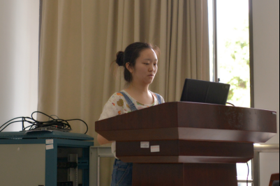 yl6809永利官网举办第十九期光华研究生学术论坛417