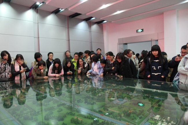 老港垃圾废弃物综合处理处置基地的模型 老港垃圾废弃物综合处理处置基地的模型