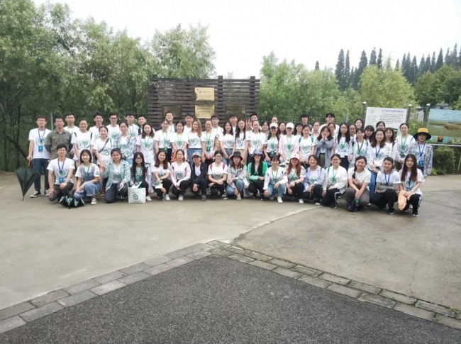 崇西站站前合影 崇西站站前合影