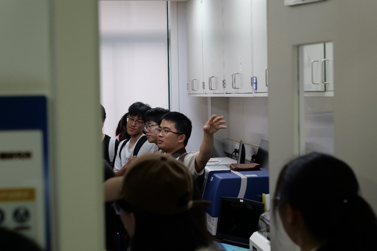 图片13.jpg 图片13.jpg